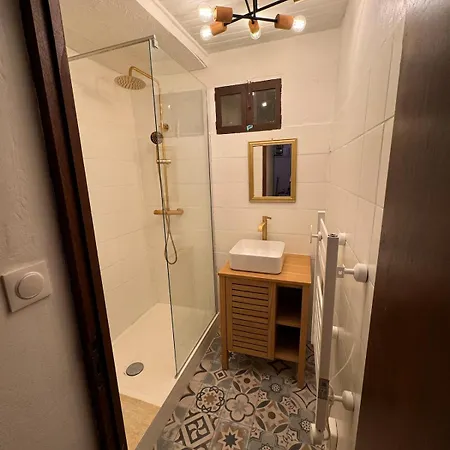 Apartment 2-bedroom In Historic Building *